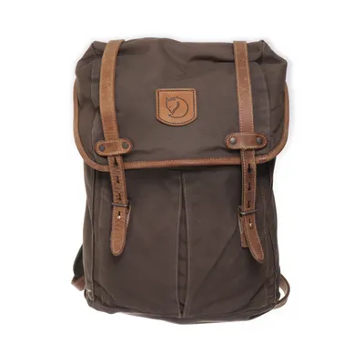 Backpack (No. 21 Medium) from Fjällräven Leather