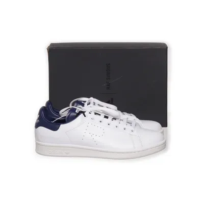 Sneakers (Stan Smith) från Adidas x Raf Simons Skinn