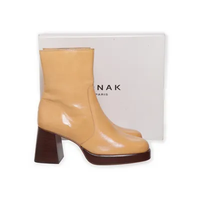 Laarzen (Beige) van Jonak Leer