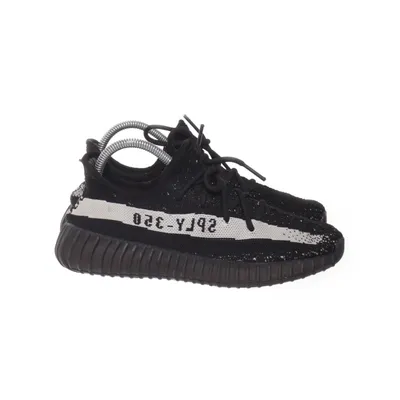 Träningsskor (Yeezy Boost 350 V2 Core Black White) från Adidas x Yeezy