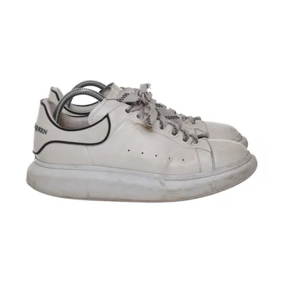 Sneakers (Vit) från Alexander McQueen Skinn