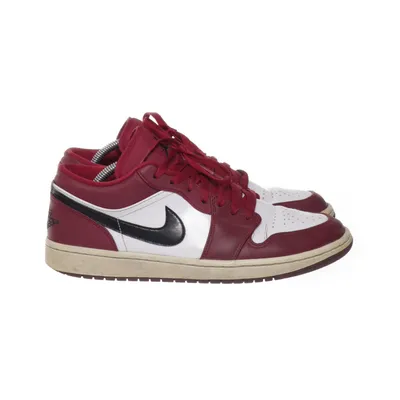 Sneakers (1 LOW) från Nike Air Jordan Skinn