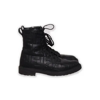 Kängor (Svart) från Fendi Skinn