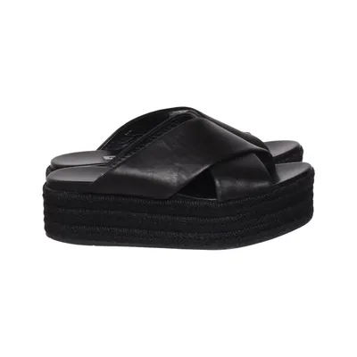 Slip-ins (Svart) från Miu Miu