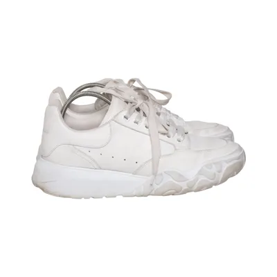 Sneakers (Court Larry) van Alexander McQueen Leer