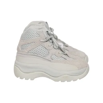 Kängor (Desert Boot) från Adidas x Yeezy