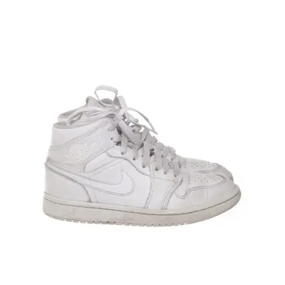 Sneakers (1 Mid) från Nike Air Jordan