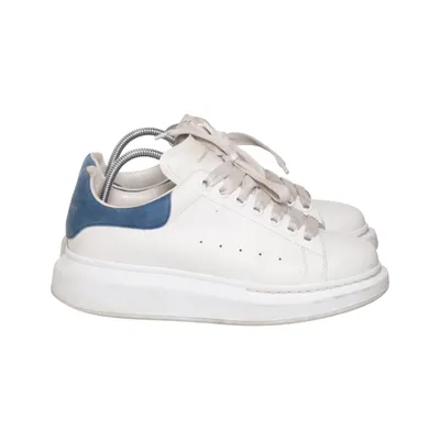 Sneakers (Oversized) från Alexander McQueen Skinn