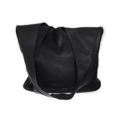 Axelremsväska (Svart) från The Row Skinn