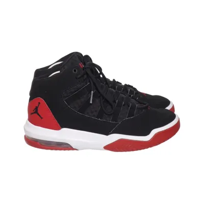 Baskets (Max Aura GS) de Jordan