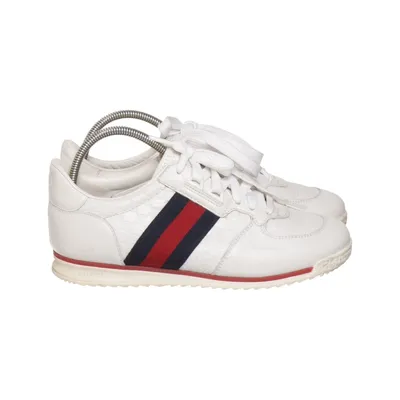 Sneakers (234359) från Gucci Skinn