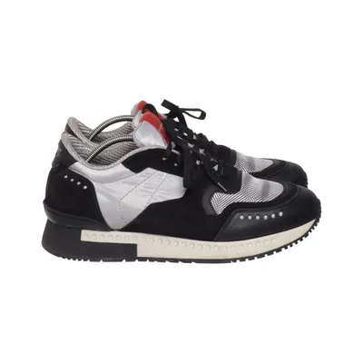 Baskets (Noir, Gris) de Givenchy