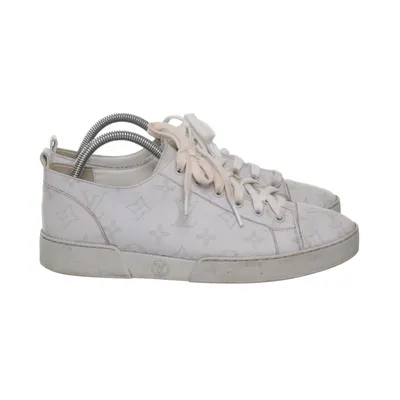Sneakers (Off White Monogram Canvas Match Up Sneakers ) från Louis Vuitton Skinn