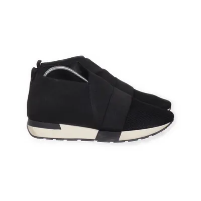 Walking shoes (Black) from Balenciaga