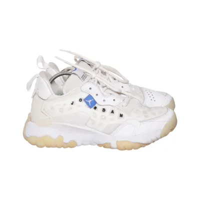 Sneakers (Delta 2) van Jordan Leer