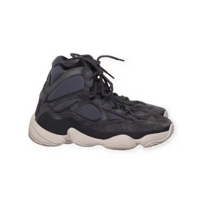 Sneakers (500 High Slate) från Adidas x Yeezy Mocka