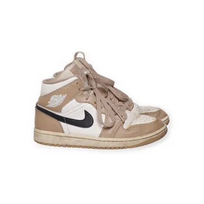Sneakers (1 Mid) från Nike Air Jordan Skinn