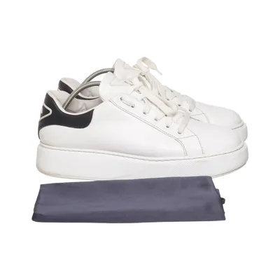 Sneakers (1E452) from Prada Leather