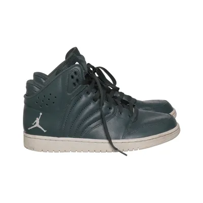Basketball shoes (Air Jordan 1 High Nouveau) from Nike Air Jordan