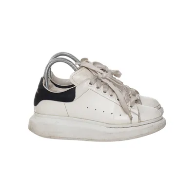 Sneakers (Vit) från Alexander McQueen