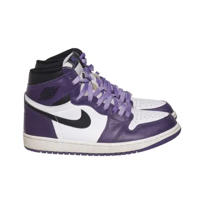 Sneakers (1 Retro High) from Nike Air Jordan
