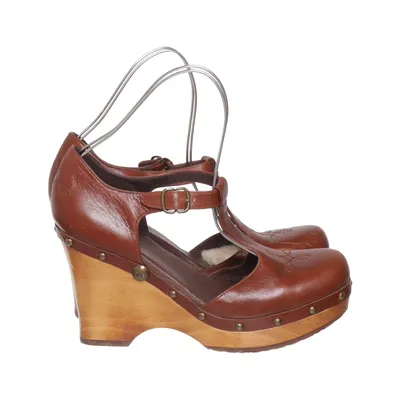 Träskor (Abbie T-Strap Clogs) från UGG
