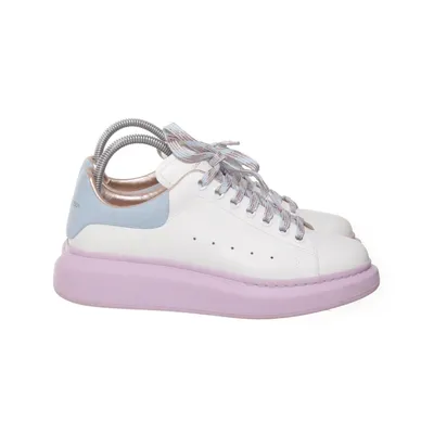 Sneakers (Oversized Sneaker) från Alexander McQueen Skinn