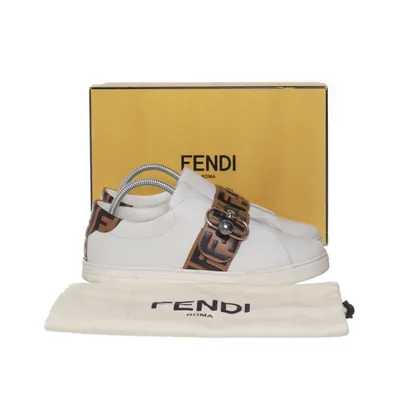 Promenadskor (Signature) från Fendi Skinn
