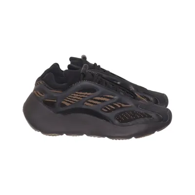 Træningssko (Yeezy 700 V3) fra Adidas x Yeezy