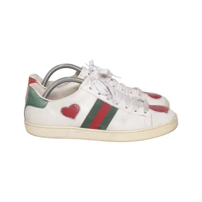 Sneakers (Ace Heart) från Gucci Skinn