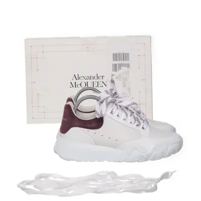 Sneakers (Oversized) från Alexander McQueen