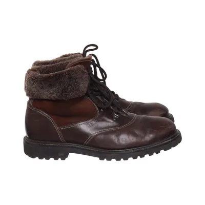 Laced boots (Brown) from Ralph Harrison