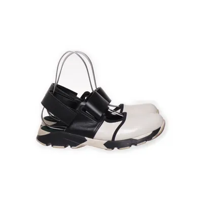 Sandaler (Hvid, Sort) fra Marni Læder