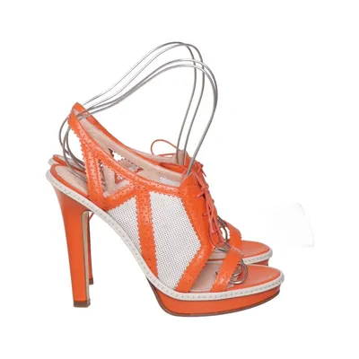 Sandales à talons hauts (Orange, Blanc) de Versace Cuir