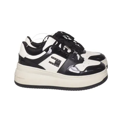 Sneakers (TJW Retro Basket Flat) van Tommy Hilfiger