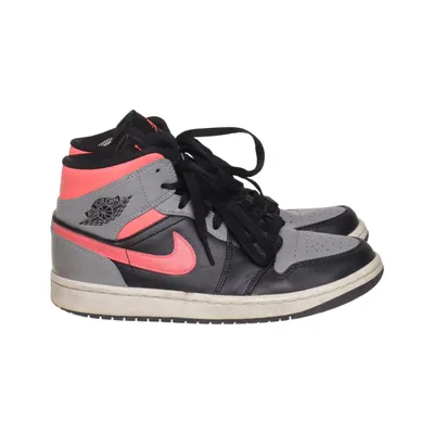 Sneakers (1 Mid) from Nike Air Jordan