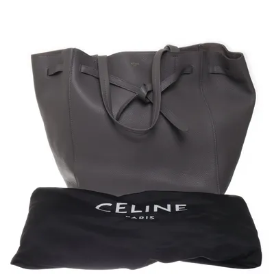 Handväska (Cabas Phantom) från Celine Skinn