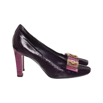 Pumps (Madeleine) from Louis Vuitton Leather