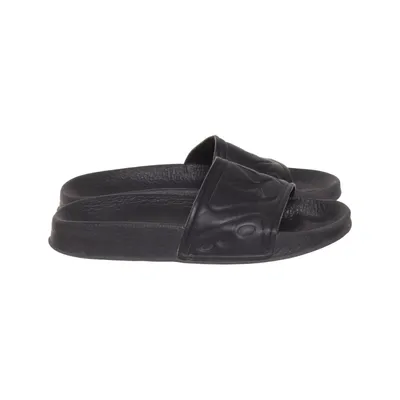 Slip-ins (Black) from SOC