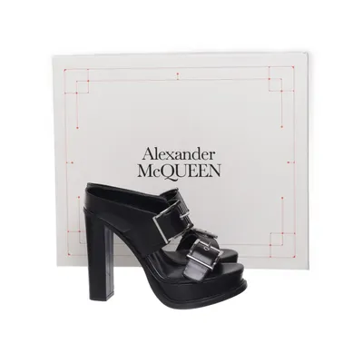 Mules (High) från Alexander McQueen Skinn