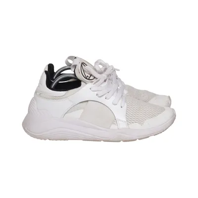 Baskets (Blanc) de McQ by Alexander McQueen