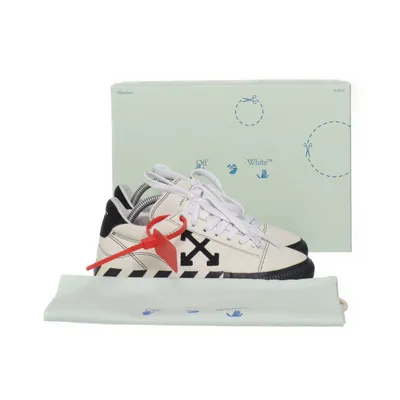 Tygskor (Vulcanized Sole) från Off-White