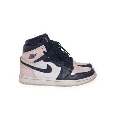 Sneakers (1 Retro High) från Nike Air Jordan Skinn
