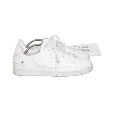 Sneakers (Backnet) from Valentino Garavani Leather
