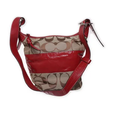 Axelremsväska (Signature) från Coach