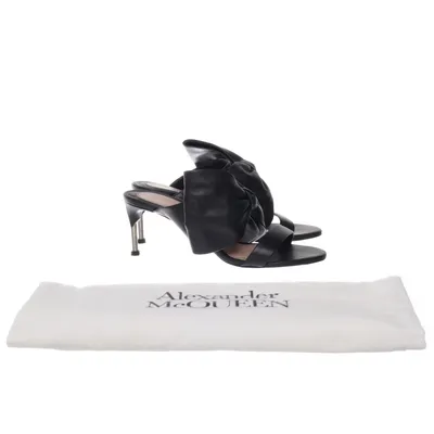 未使用❗️Alexander Mcqueen レギンス Alexander McQueen】The Curveシリーズに新作「Soft Curve」が
