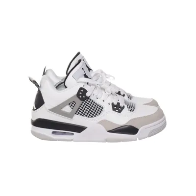 Sneakers (4 Retro) från Jordan