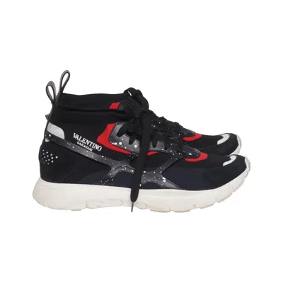 Baskets (Noir, Rouge, Blanc) de Valentino Garavani