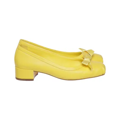 Escarpins (Jaune) de Christian Louboutin