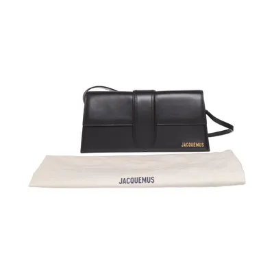 Axelremsväska (Bambino long) från Jacquemus